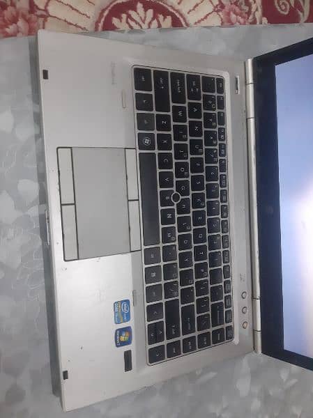 Hp 8460 i5 2nd gen Urgent 8