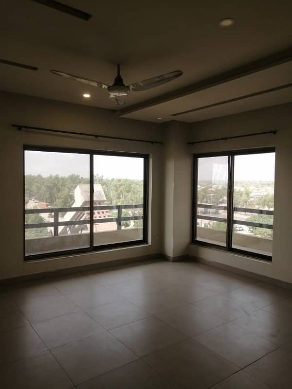 3 Bed Flat For Rent 8