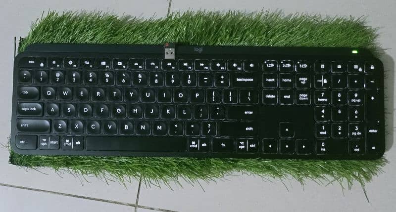 Logitech MX keys Keyboard Wireless Plus Bluetooth Multi Connectivity 3