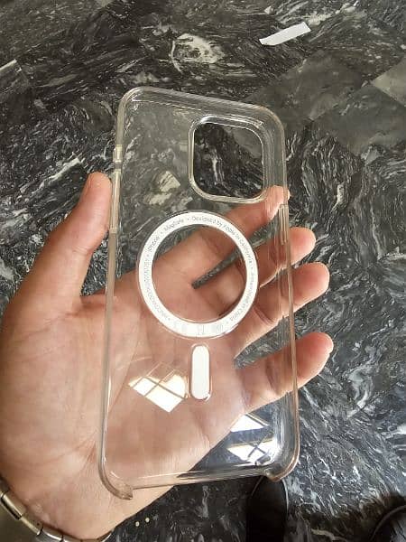 iPhone 15 pro max magsafe case. USED condition 8/10 6