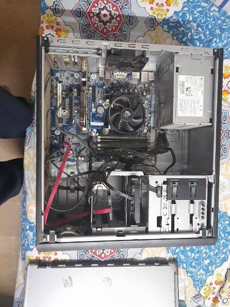 gaming pc with 2 gb graphic card and a i7 4th gen cpu. full setup 8