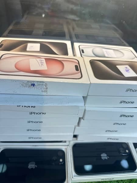 iPhone 14 Plus jv available box pack (03156139537) 1