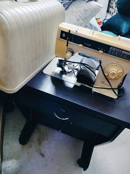 sewing and embroidery machine 3