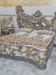 double bed/dressing table/side tables/luxury bed set/wardrobe