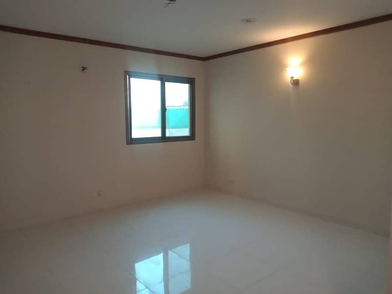 Duplex apartment for sale 4 bedroom 4 attached washroom tiled flooring American kitchen fully renovated huge lounge 1