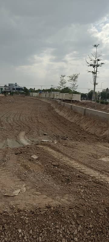 3 MARLA GOOD LOCATION PLOT FOR SALE IN UION GREEN COLLAGE ROAD LHR 1