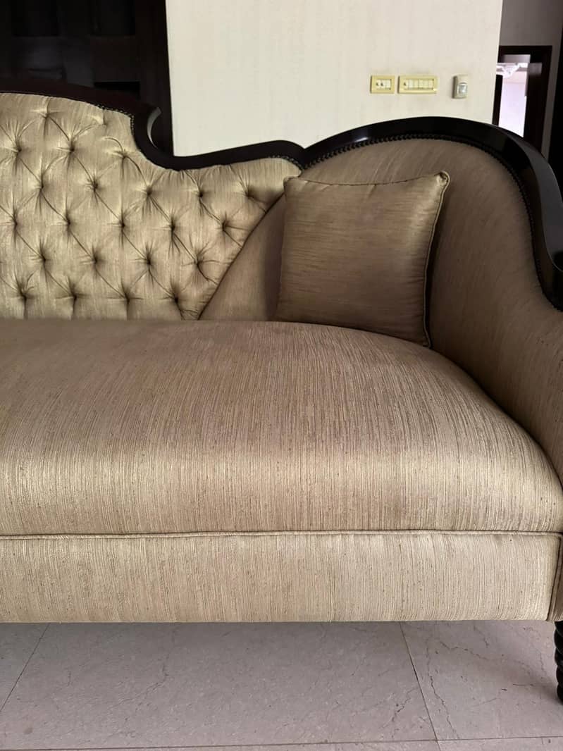 Luxury Beige Sofa 1