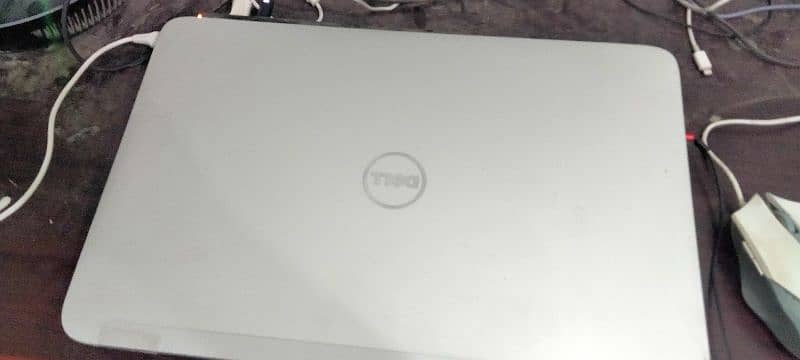 Dell XPS 17.3 inches display Core i5 2nd generation Laptop 2