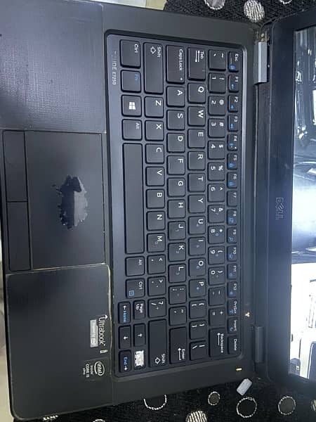 Dell Ultrabook latitude E7250 0