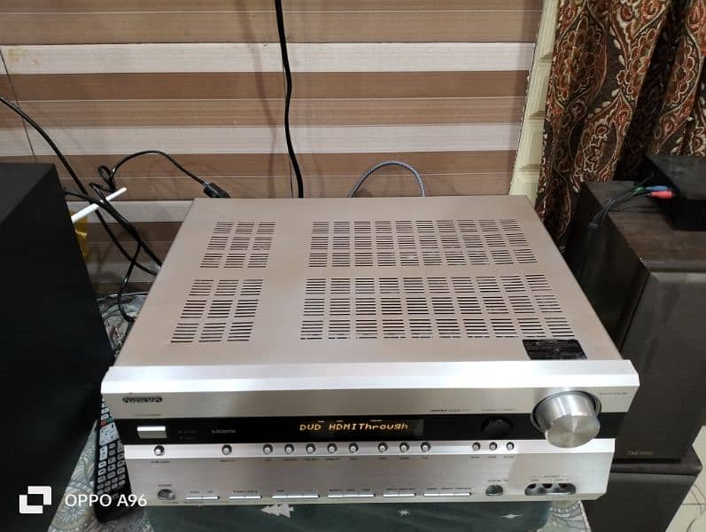 ONKYO Amplifier 10