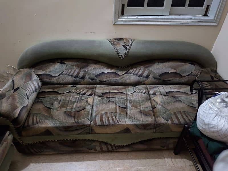5 seater sofa set with table 3