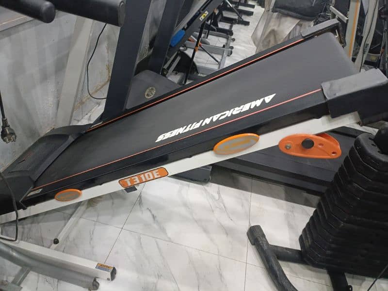 T310E Treadmill American Fitness like a new Brand just 1 month used 2