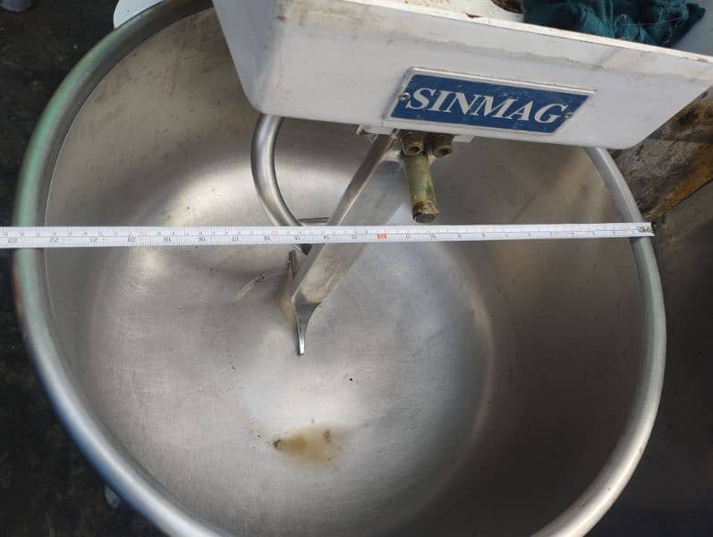 35 Kg capacity dough spiral Mixer Machine imported sinmag brand 3