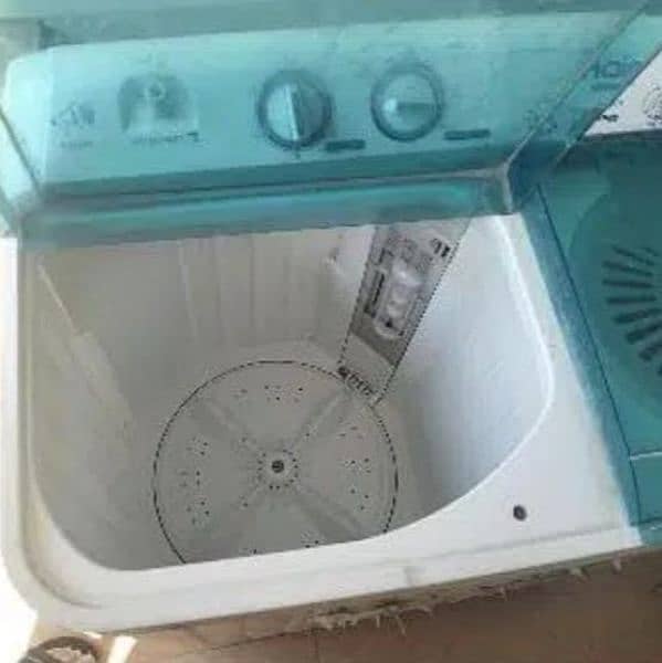 Haier Twin Tub Washing Machine 3