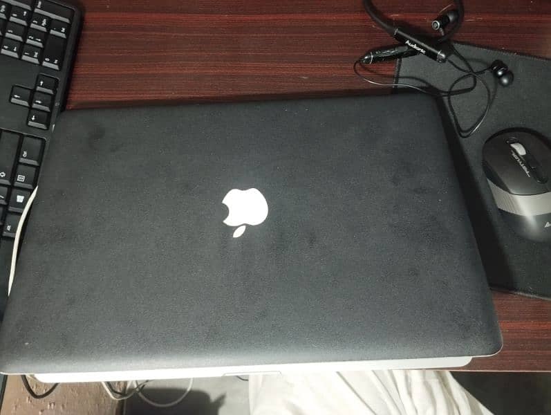 MacBook pro 2012 i7 15 inch (Ram 16 / SSD 512) 1