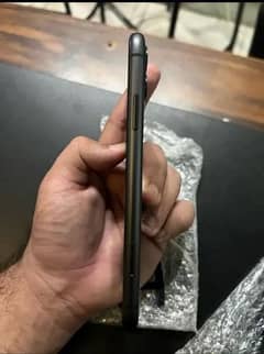 iphone 11 factory unlocked