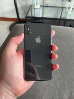 iphone XS max 256 (PTA APPROVED)