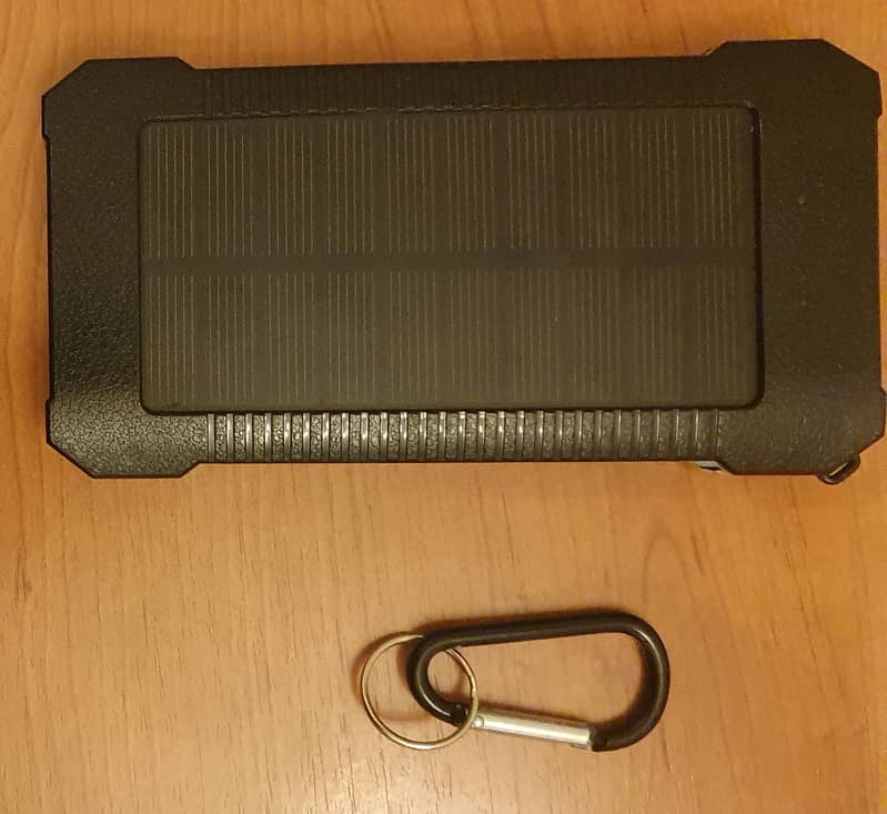 20000mAh Portable Solar Charger – Waterproof - Dust Resistance - Dust 4