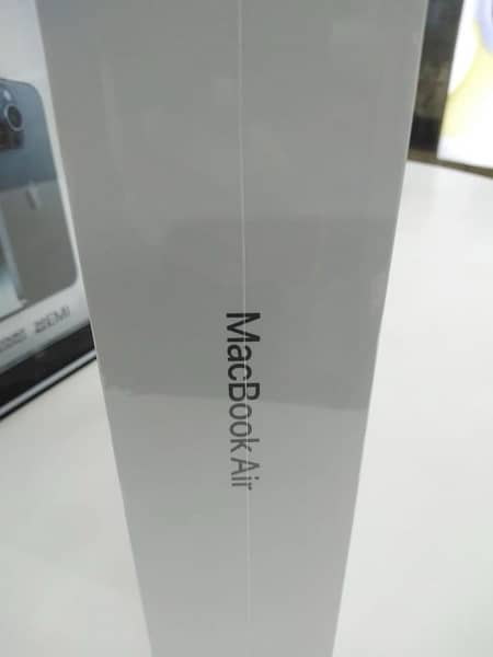 Brand New Sealed MacBook Air 13 2020 M1 Chip Bumper Offer LimitedStock 1