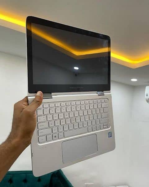 HP Spectre X360 G2 _ Touch and Foldable 3