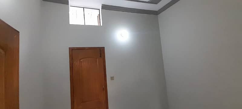 3.5 Marla House Available In Gulshan E Iqbal 2