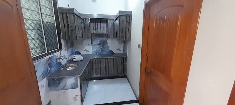 3.5 Marla House Available In Gulshan E Iqbal 4