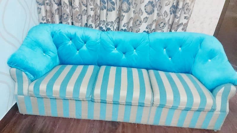 5 seater sofa for sell 0
