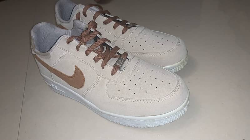 Nike Air Force 1 Beige/brown 1