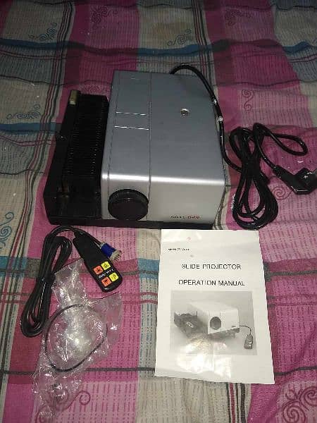 slide projector and overhead projector available 15