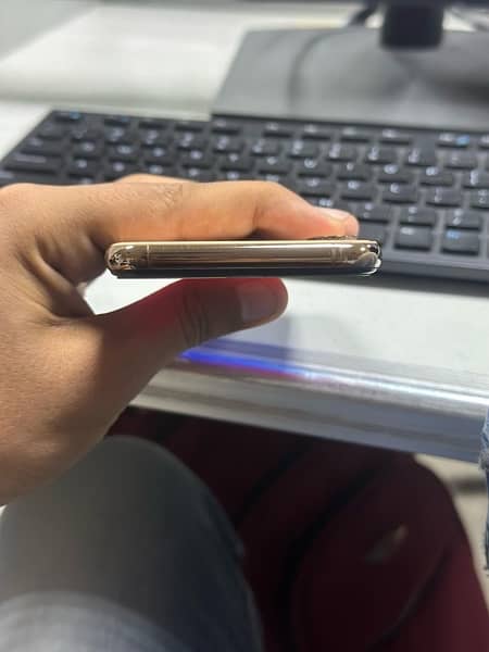 Iphone Xs 256 PTA APPROVED (BOX AVAILABLE) 3
