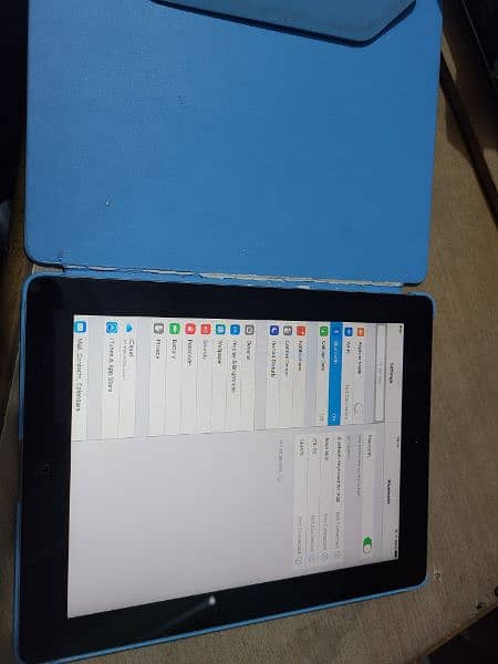 Ipad 2nd Gen, wifi only 4