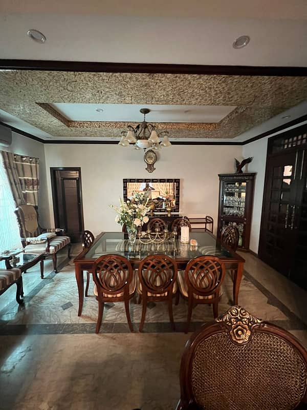 35 Marla Ideal Location Luxury House For Sale in Sector A1 Township Lahore 3