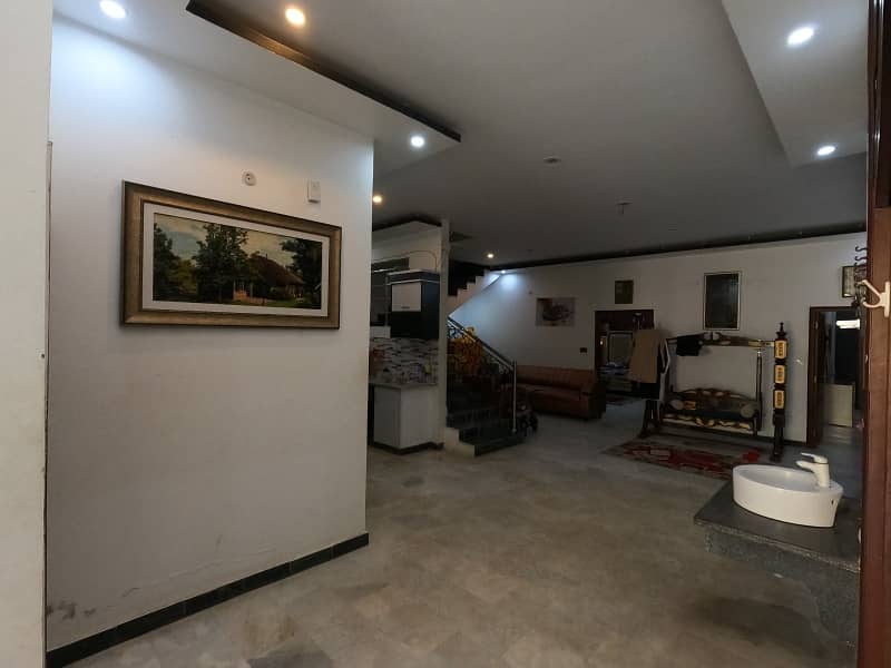 House For Sale 422 Sq Yrd Nazimabad No 4 7