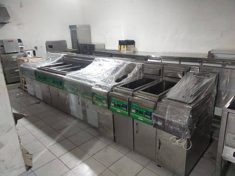 we have Ban marry/salad bar/cake chiller machine available/oven/fryer 11