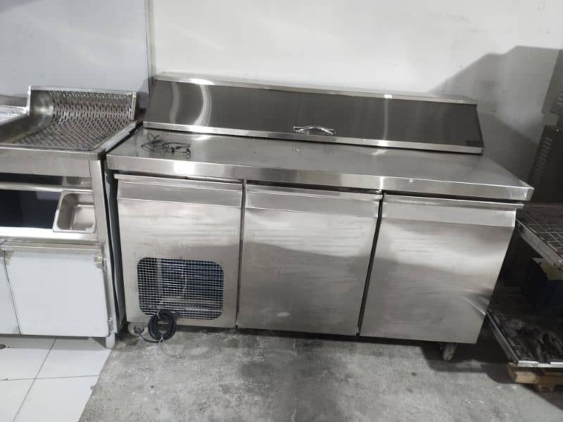 we have Ban marry/salad bar/cake chiller machine available/oven/fryer 12