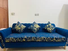 Sleek and Stylish Sofa set