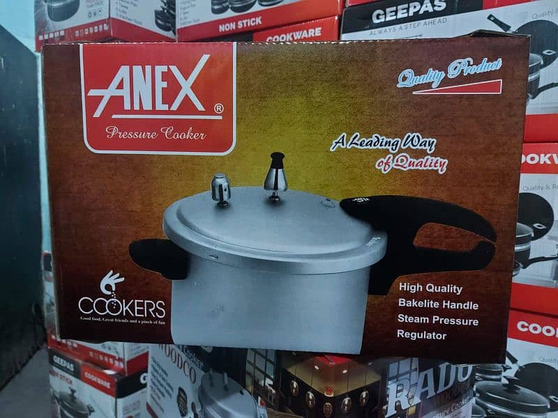King pressure Cooker / Cooking pot 4
