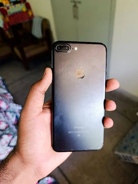 iPhone 7plus pta approved 3