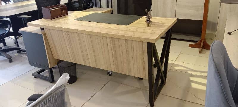 Executive table/manager desk/office table 9