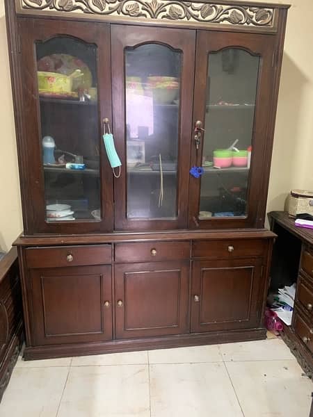 showcase and dressing table for sale 1
