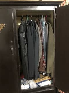 Used wardrobe for sale(Urgent sale)
