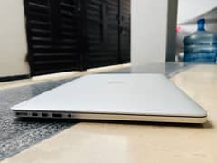 MacBook Pro ( MID-2015 ) Core i7 15”