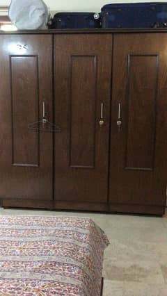 KING BED, CORNERS, DRESSING TABLE, CUPBOARD