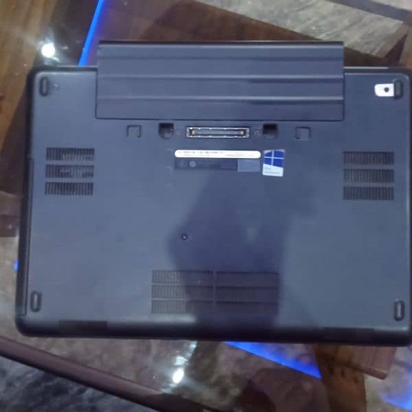 Dell Laptop core i 5 4th generation Ram 8 G. B   118 SSD 5