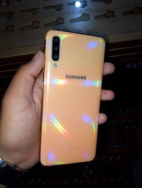 Samsung Galaxy A70  6/128 1
