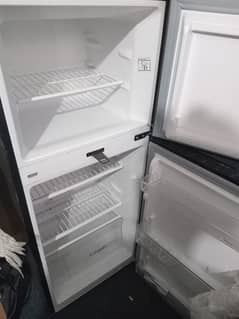 Dawlance Refrigerator Model 9140 WB Chrome