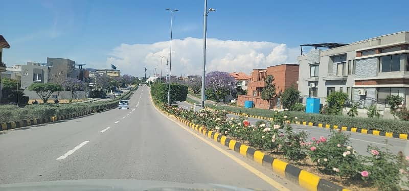 1 Kanal 4500 Sq/Ft Plot For Sale Near To Islamabad Express Way Demand 3.90 0