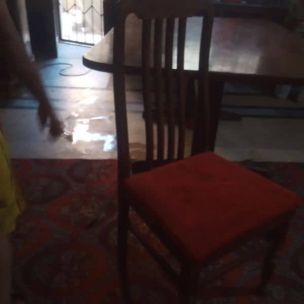 A Dinning Table For Sale With 6 Chairs. . . 3