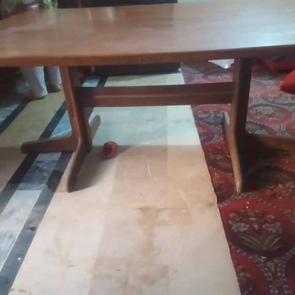 A Dinning Table For Sale With 6 Chairs. . . 4