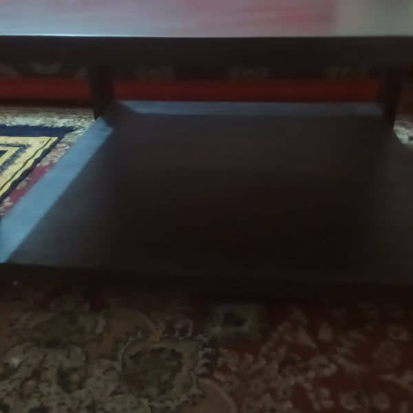 A Centre Table for sale. . . . . 1